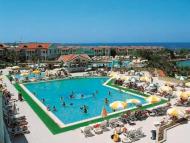 Foto van Hotel Club Tarhan in Altinkum